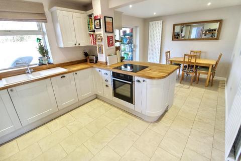 4 bedroom detached house for sale, 2A Lonsdale Road, Lillington, Leamington Spa