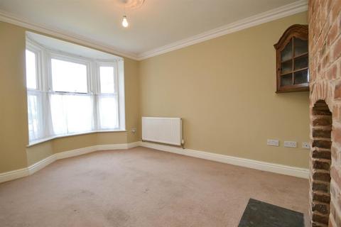 4 bedroom end of terrace house for sale, Underdale Road, Shrewsbury