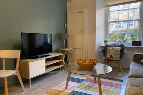 1 bedroom flat to rent, 1, Cumberland Street North West Lane, Edinburgh, EH3 6RF