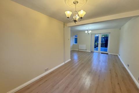 4 bedroom semi-detached house for sale, Moorton Avenue, Burnage