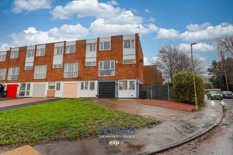 4 bedroom terraced house for sale, Woodbury Road, Halesowen B62