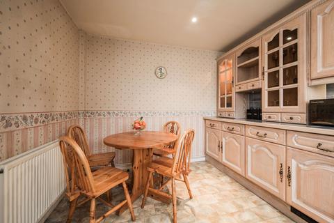 3 bedroom terraced house for sale, Chestnut Avenue, Tunbridge Wells