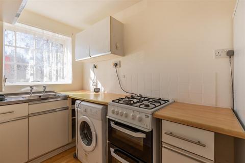 undefined, Ashdene Close, Cardiff CF5