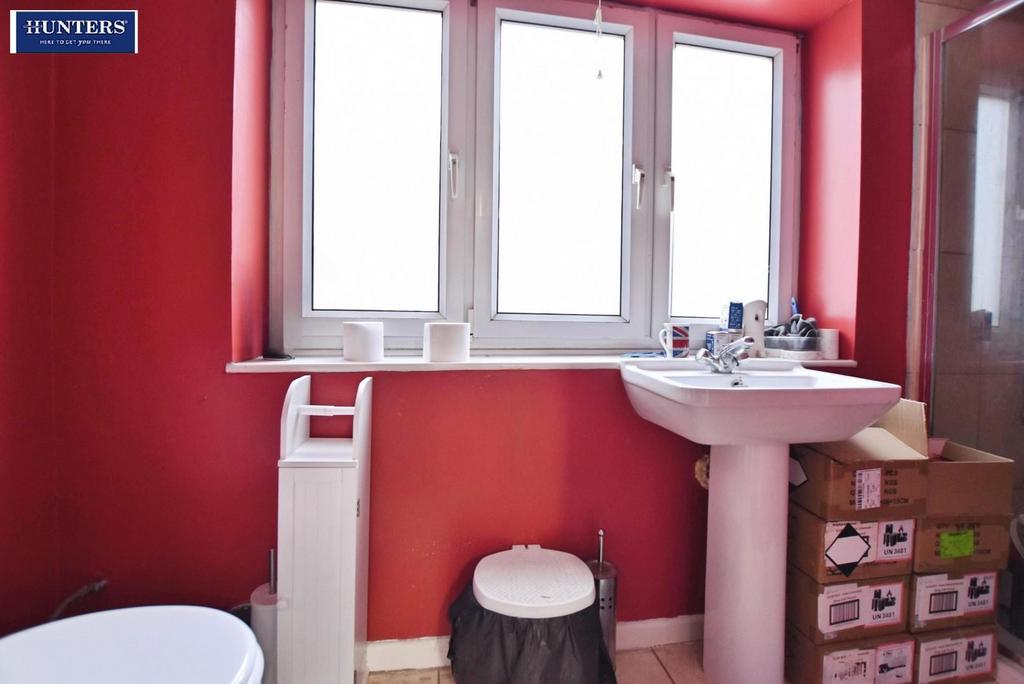 Ensuite (Bedroom 4)