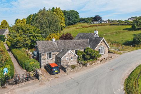 3 bedroom detached house for sale, Pont Robert, Meifod