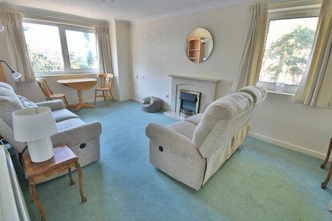 2 bedroom retirement property for sale, Glenmoor Road, West Parley, Ferndown, BH22