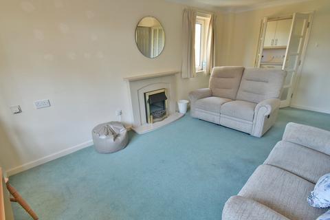 2 bedroom retirement property for sale, Glenmoor Road, West Parley, Ferndown, BH22