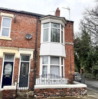 2 bedroom flat to rent, Wharton Street, South Shields