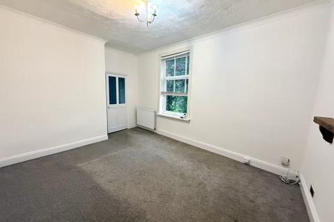 2 bedroom flat to rent, Wharton Street, South Shields