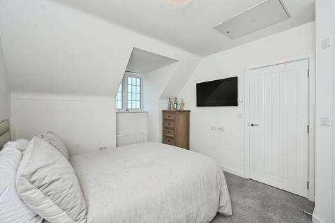 3 bedroom semi-detached house for sale, Meadowsweet Road, Prescot L35