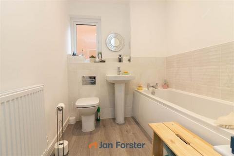 undefined, Thistle Way, Callerton, Newcastle-upon Tyne