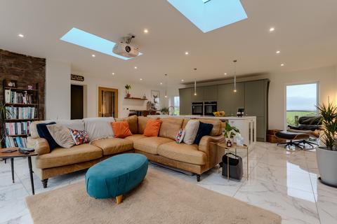3 bedroom detached house for sale, Wellington Lane, Canon Pyon, Hereford, HR4