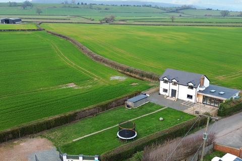 3 bedroom detached house for sale, Wellington Lane, Canon Pyon, Hereford, HR4