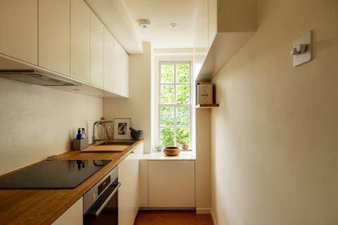 1 bedroom flat for sale, Eton Rise, London NW3