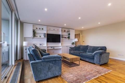 3 bedroom apartment to rent, St. Johns Wood Park, London NW8