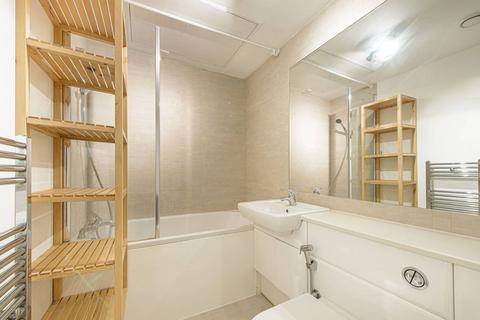 1 bedroom flat to rent, Aerodrome Road, Colindale, London, NW9
