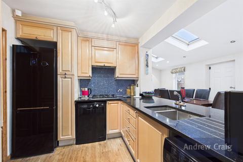 4 bedroom semi-detached house for sale, Halton Drive, Wideopen