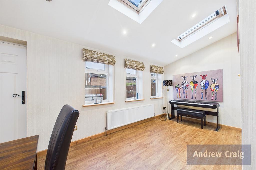 Diner/Family Room