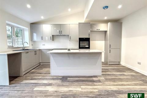 3 bedroom semi-detached house for sale, Westbourne Road, Penn