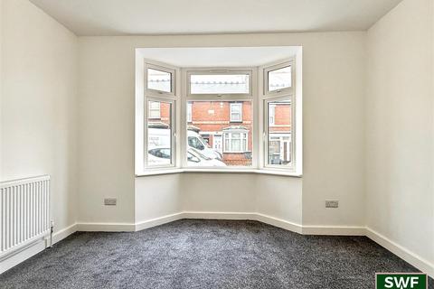 3 bedroom semi-detached house for sale, Westbourne Road, Penn