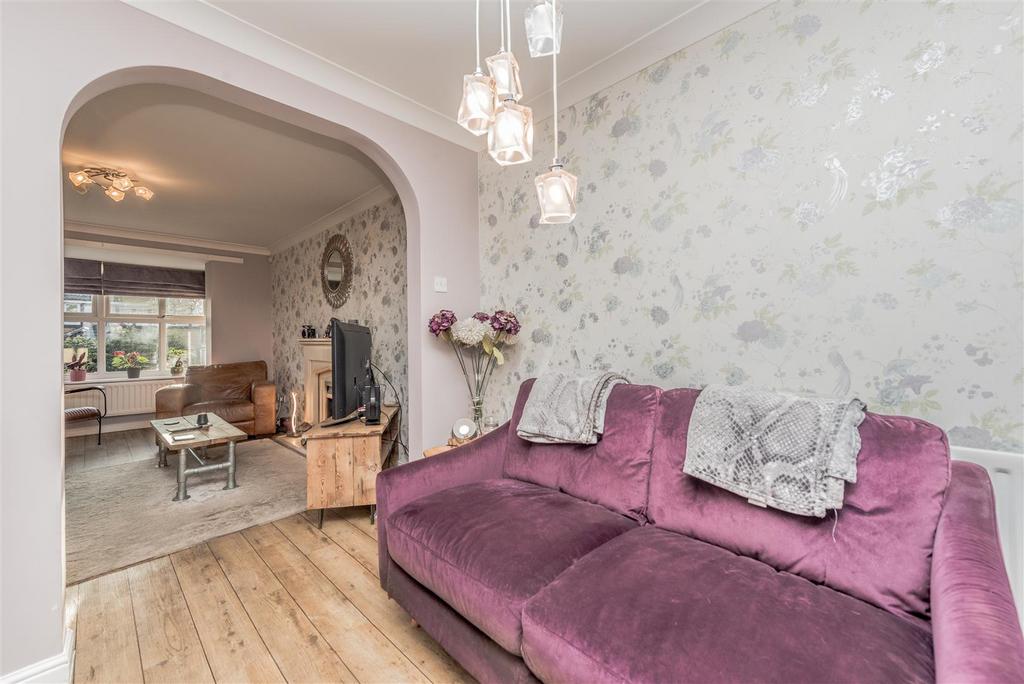 Dining Room: