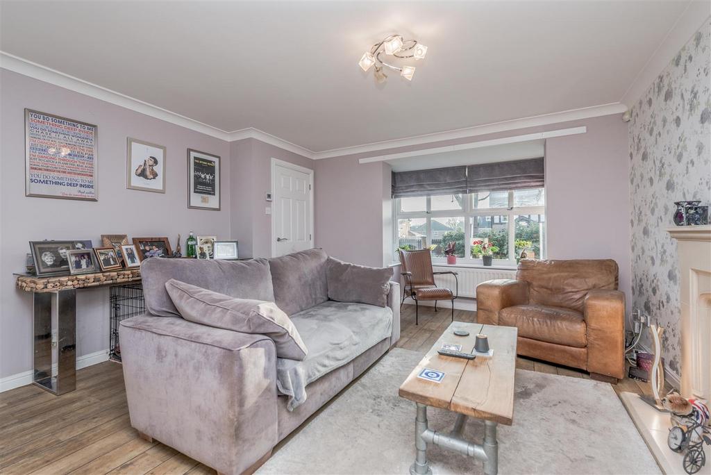 Living Room: