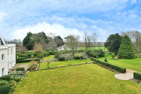 3 bedroom penthouse to rent, Ford Road Tortington BN18