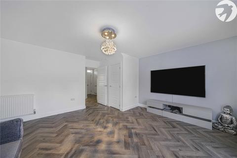 3 bedroom terraced house for sale, Walker Close, Castle Hill, Ebbsfleet Valley, Swanscombe, DA10
