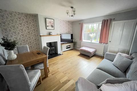 3 bedroom semi-detached house for sale, The Hollows, Salisbury SP2