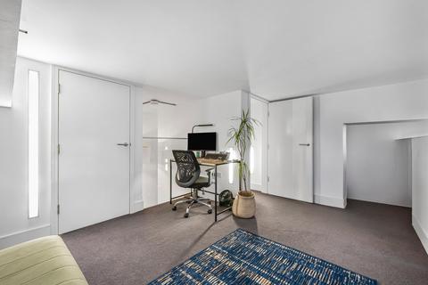 1 bedroom flat for sale, Old Town Hall Apartments, 19 Spa Road, London