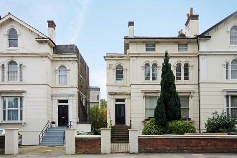 1 bedroom flat to rent, Belsize Road, London NW6