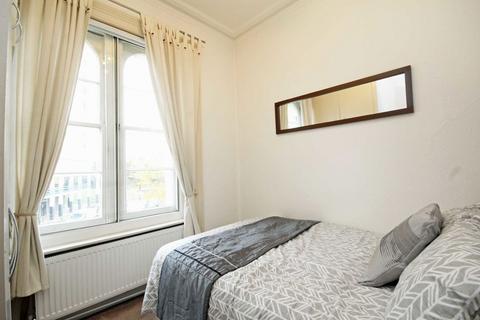 1 bedroom flat to rent, Belsize Road, London NW6