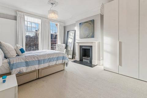 2 bedroom flat to rent, Riverview Gardens, Barnes, London