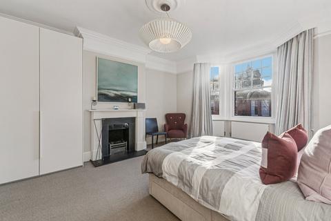 2 bedroom flat to rent, Riverview Gardens, Barnes, London