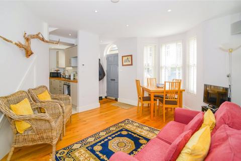 1 bedroom end of terrace house to rent, Archway Street, Barnes, London