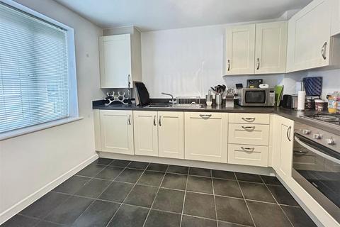 3 bedroom detached house for sale, Talmead Road, Herne Bay