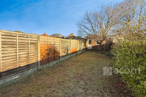3 bedroom terraced house to rent, Yorkland Avenue Welling DA16
