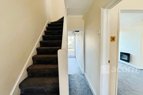 3 bedroom terraced house to rent, Yorkland Avenue Welling DA16