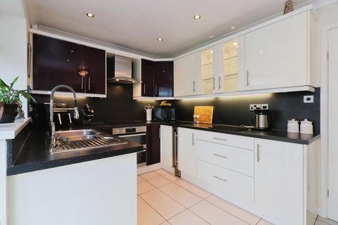 3 bedroom detached house for sale, Harcourt Rise, Chapeltown, Sheffield, S35 1QD