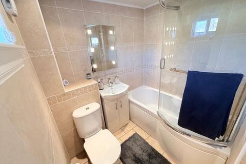 2 bedroom terraced house for sale, Keith Drive, Glenrothes, KY6