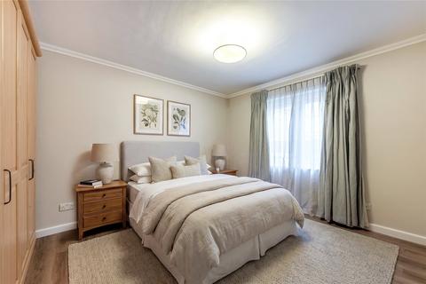4 bedroom apartment for sale, Clarges Street, London, W1J
