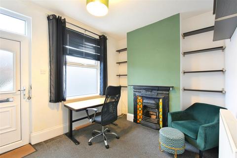 2 bedroom terraced house for sale, Faber Street, York