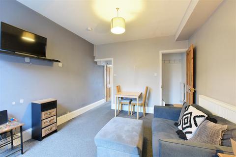 2 bedroom terraced house for sale, Faber Street, York