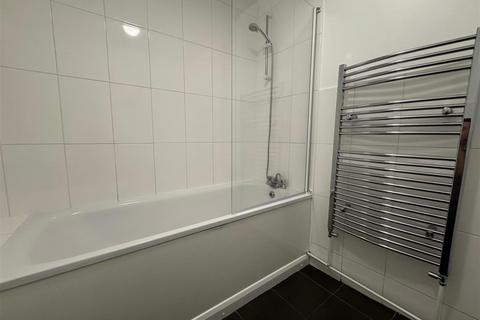 1 bedroom flat to rent, Fernwood, 55 Clarence Road, N22