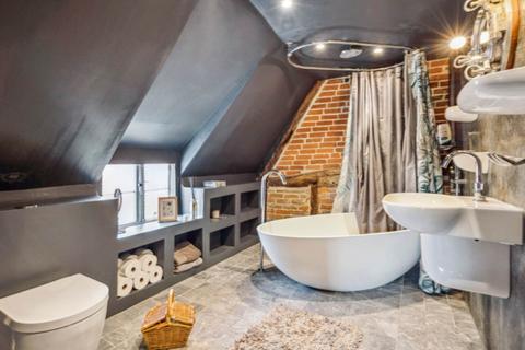 5 bedroom detached house for sale, Green End Street, Aston Clinton