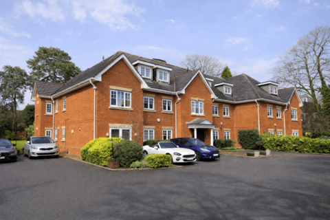 2 bedroom apartment for sale, Middle Gordon Road, CAMBERLEY GU15