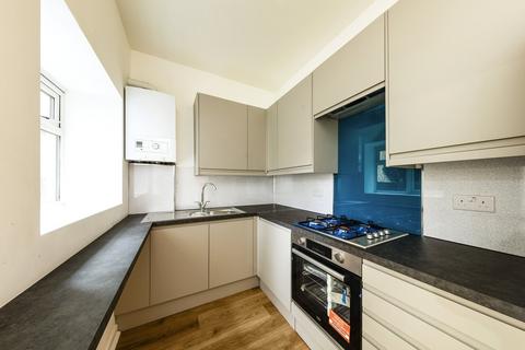 2 bedroom apartment for sale, Birchanger Road, London, SE25