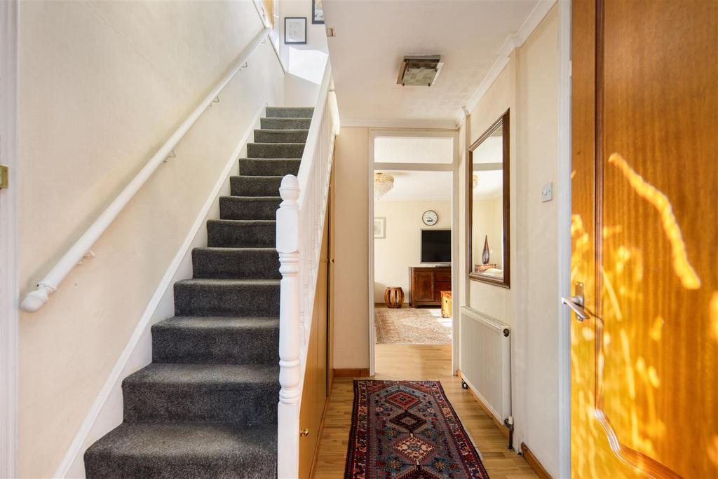 12 Hallway.jpg