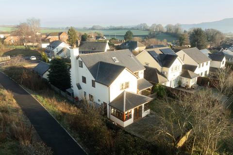 5 bedroom detached house for sale, Yew Tree Close, Whitchurch, Ross-on-wye, Herefordshire, HR9