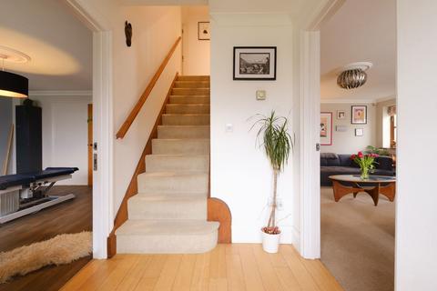 5 bedroom detached house for sale, Yew Tree Close, Whitchurch, Ross-on-wye, Herefordshire, HR9
